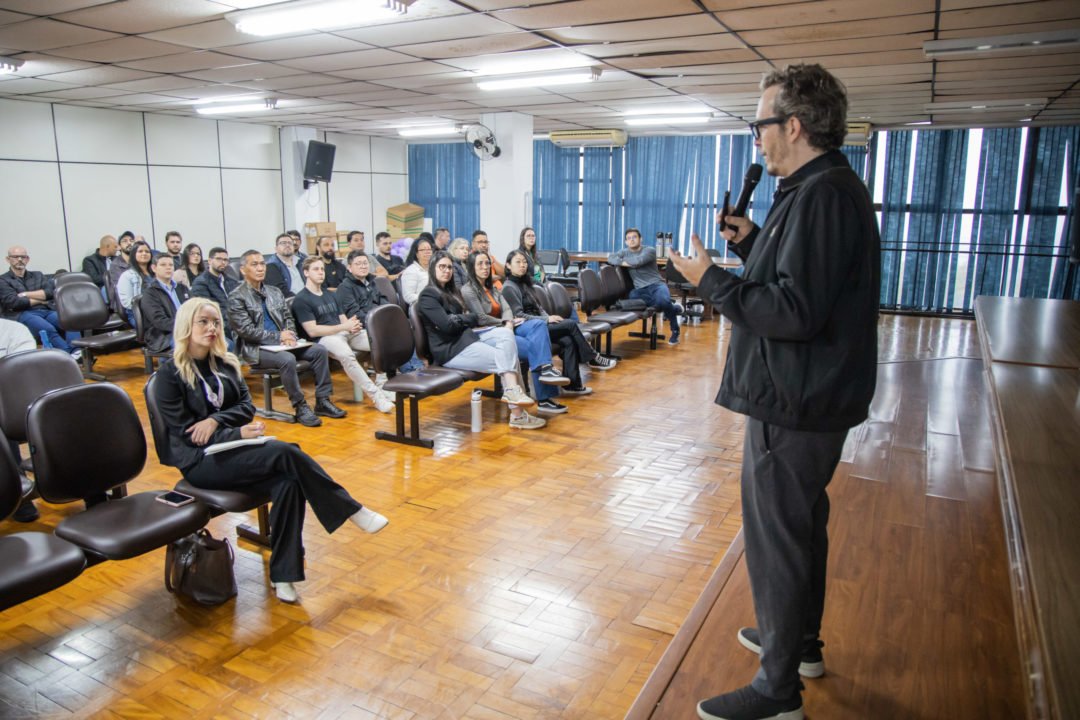 Prefeitura avança na modernização dos serviços públicos com capacitações em IA, ética e gestão de equipes