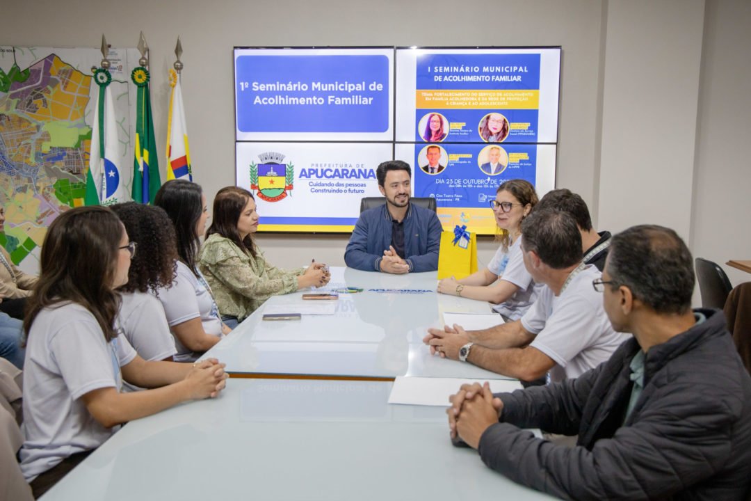 Apucarana reúne especialistas de referência nacional para fortalecer acolhimento familiar de crianças e adolescentes