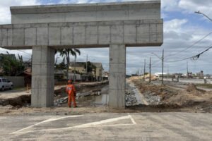 Duplicação de rodovia entre Matinhos e Pontal do Paraná chega a 24%