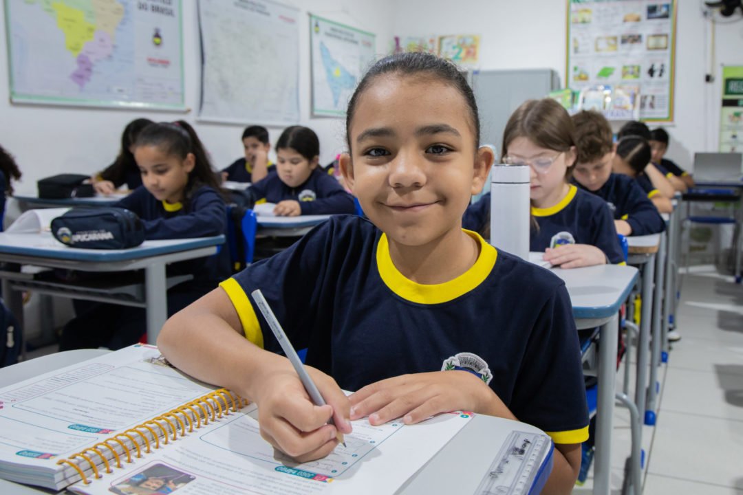 DIA DO SERVIDOR: Escolas, CMEIs e serviços essenciais funcionarão normalmente nesta sexta-feira (30/10)