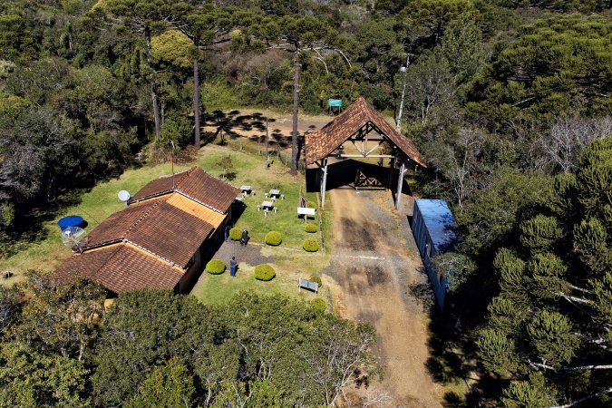 Previsão de chuva intensa: IAT fecha os parques Pico Paraná, Baitaca e Salto São Francisco